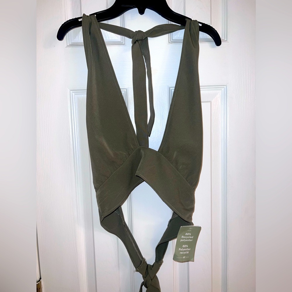 H&M NWT olive halter top with ties. Size M
